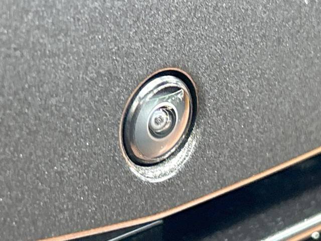 UZ0048148842_86_001.jpg