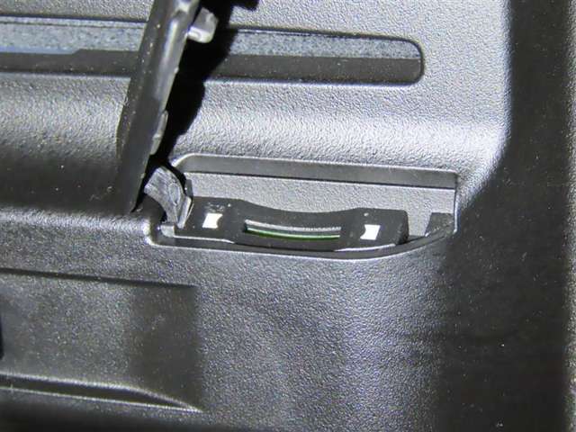 U00048519669_33_001.jpg