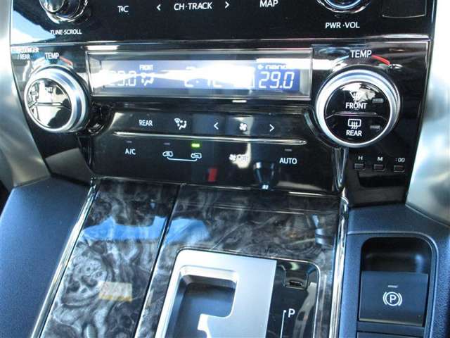 U00047839033_5_001.jpg