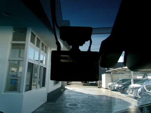 U00047365779_36_002.jpg