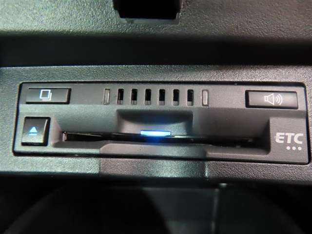 U00048087892_15_001.jpg