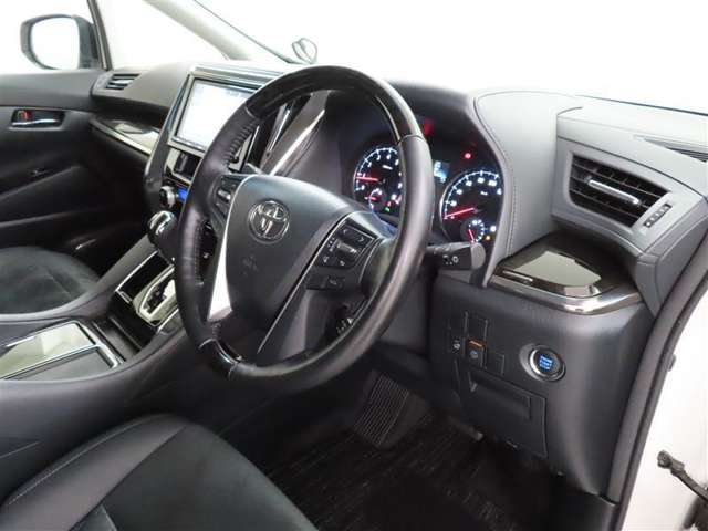 U00047151090_5_001.jpg