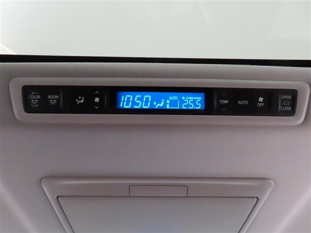 U00048244936_38_001.jpg