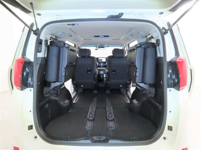 U00048560759_42_001.jpg
