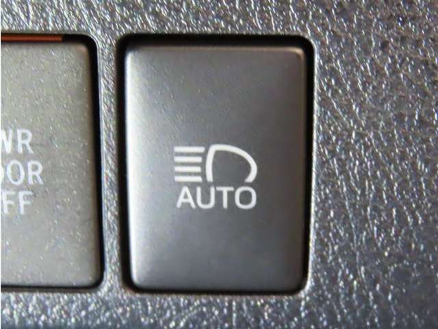 U00048282951_16_001.jpg