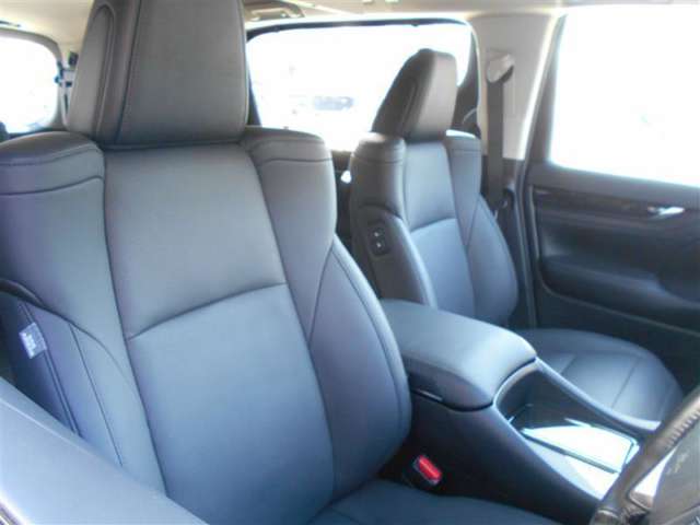 U00047860715_16_002.jpg