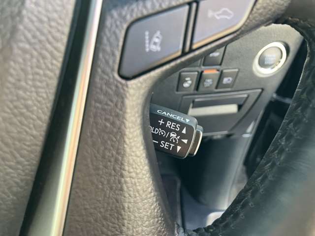 UJ0047990693_12_001.jpg