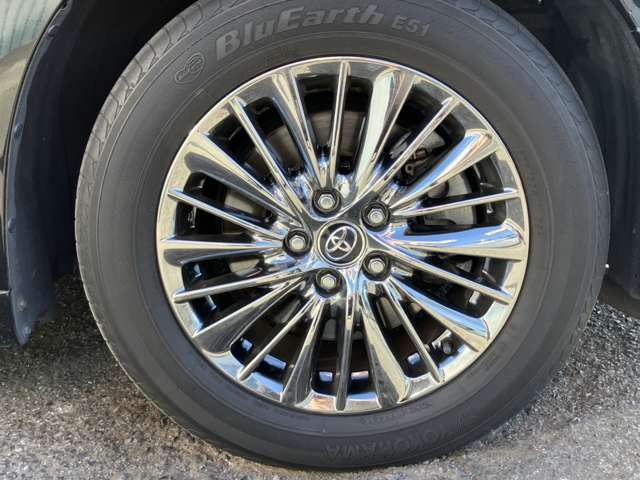 UJ0047990693_74_001.jpg
