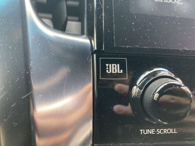 UJ0048315478_7_002.jpg
