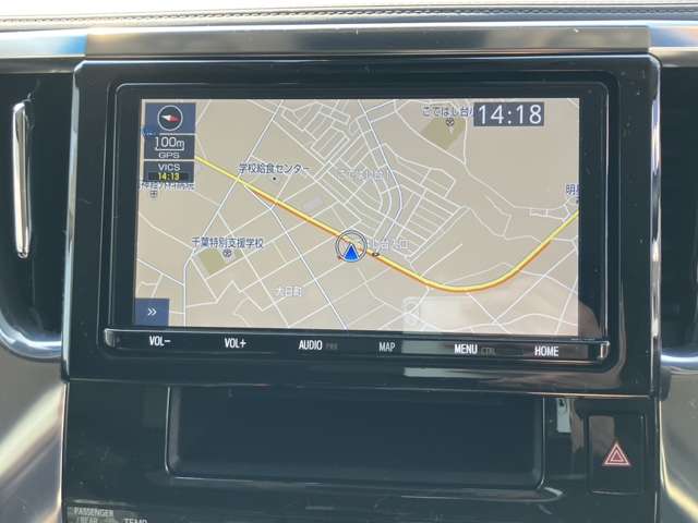 UJ0048392396_54_001.jpg