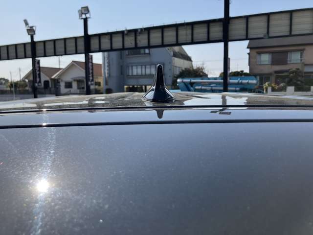 UJ0048392396_70_001.jpg