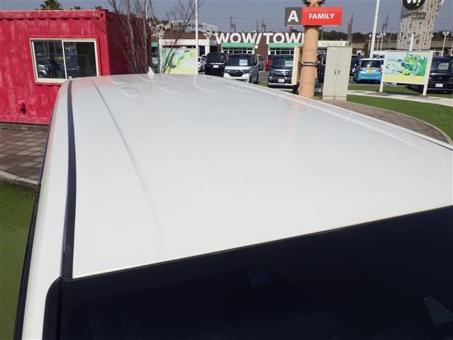 UZ0048408859_37_002.jpg