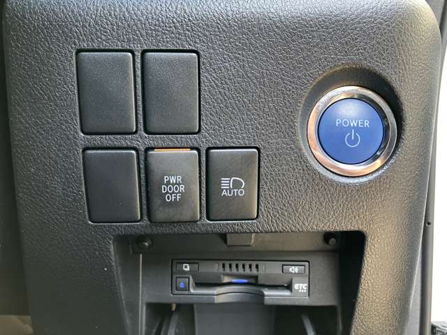 UJ0048045261_51_001.jpg