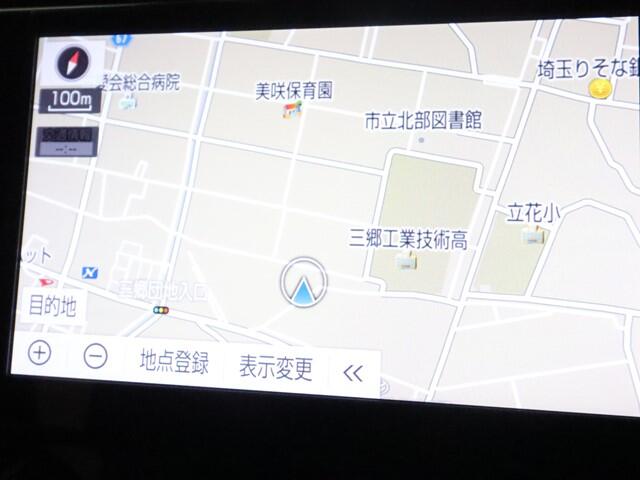 UZ0048296719_19_002.jpg