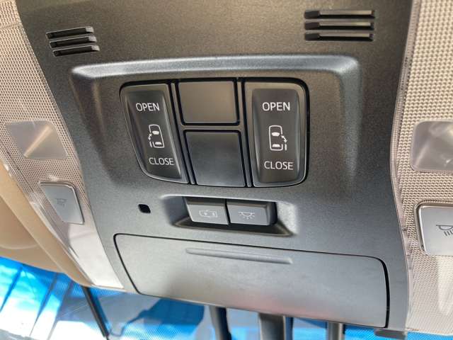 UJ0046728082_10_004.jpg