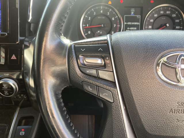 UJ0048045273_50_001.jpg