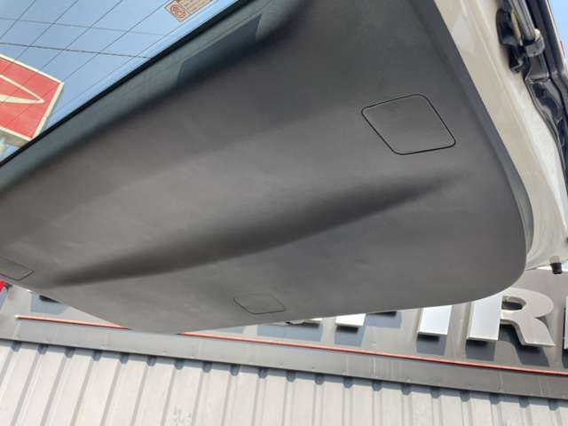 UJ0048466950_38_001.jpg