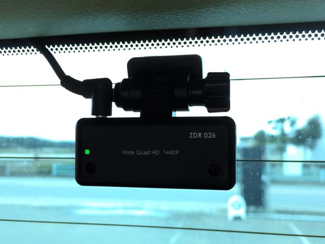 U00048104962_61_002.jpg