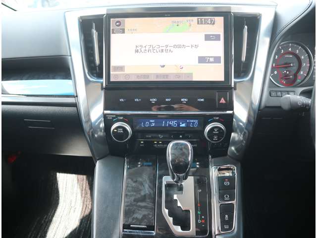 U00048185893_35_001.jpg