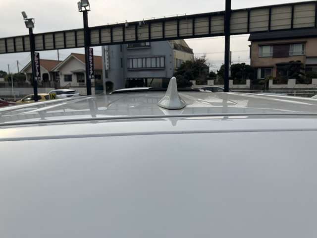UJ0047866963_84_001.jpg