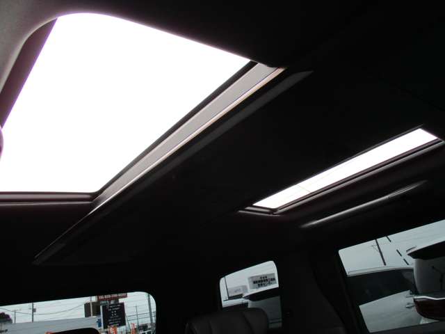 U00048318354_29_001.jpg