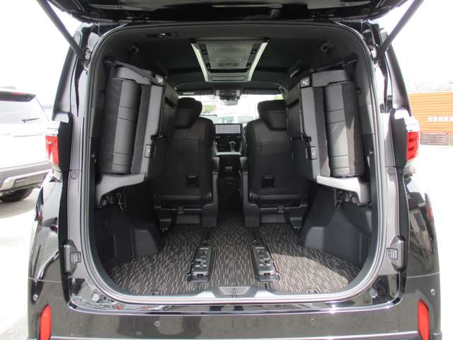 U00048318354_75_001.jpg