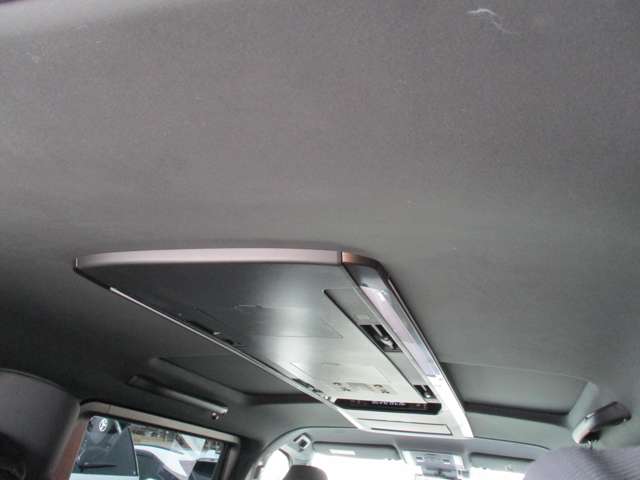 U00048318354_76_001.jpg