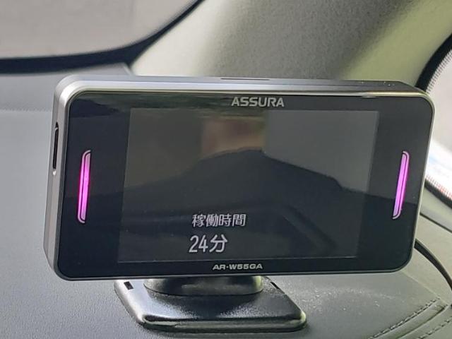 UZ0048356455_58_001.jpg