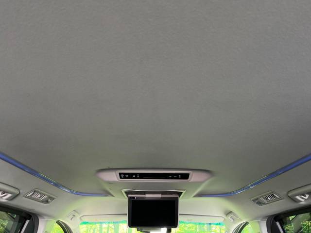 UZ0048531170_58_001.jpg
