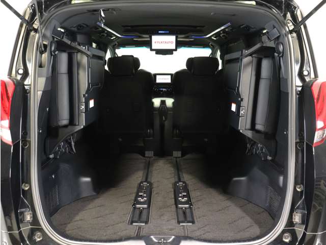 U00048522217_30_002.jpg