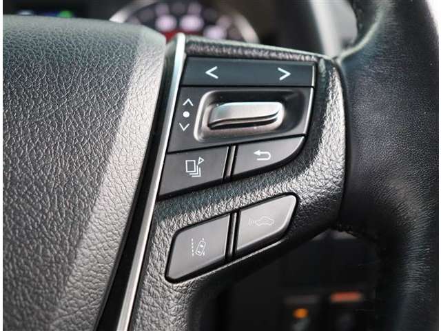 UJ0048243059_48_001.jpg