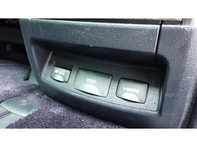U00045680915_38_003.jpg