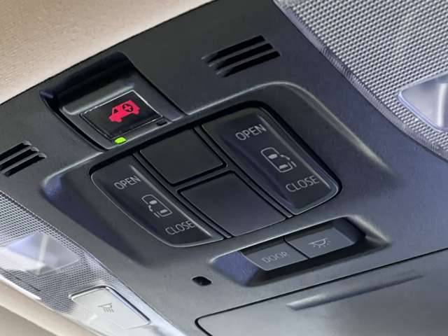 UJ0047339483_37_003.jpg