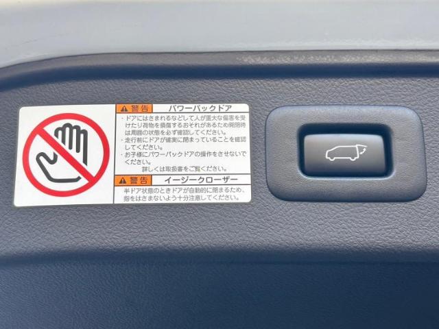UZ0047184004_36_001.jpg