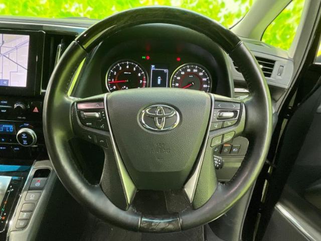 UZ0048495650_17_001.jpg