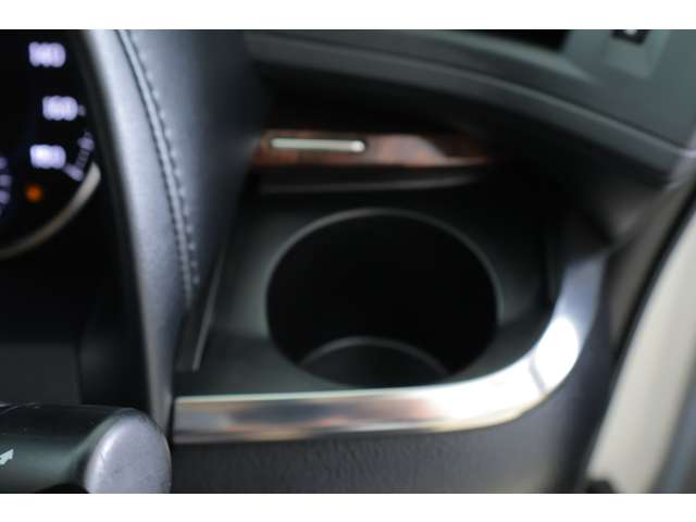 U00048069310_45_001.jpg