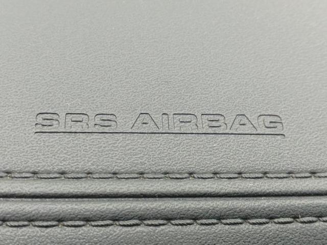 UZ0047459583_53_002.jpg
