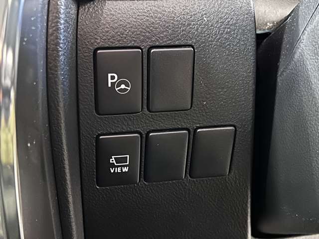 UJ0047709651_37_002.jpg