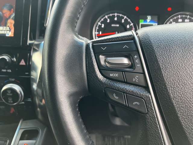 UJ0048238581_57_001.jpg