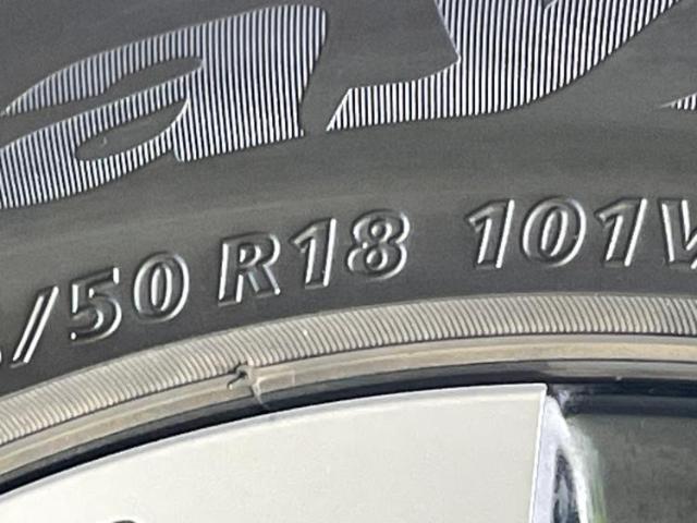 UZ0047723462_58_001.jpg