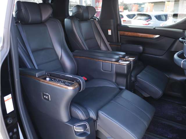 U00048452827_62_001.jpg