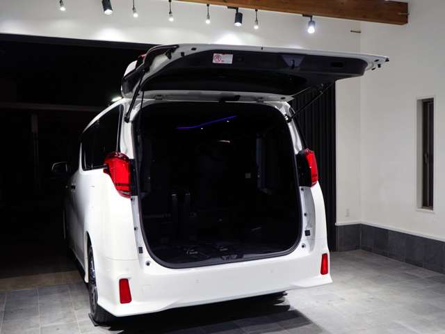 U00046967251_55_004.jpg