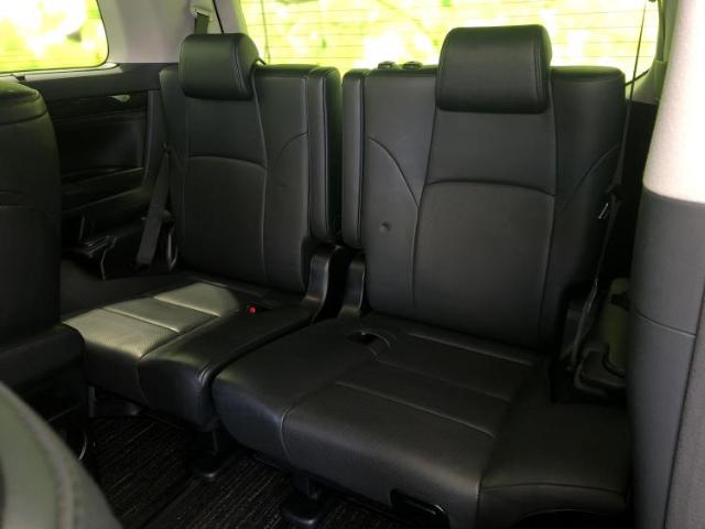 UZ0048388147_7_001.jpg