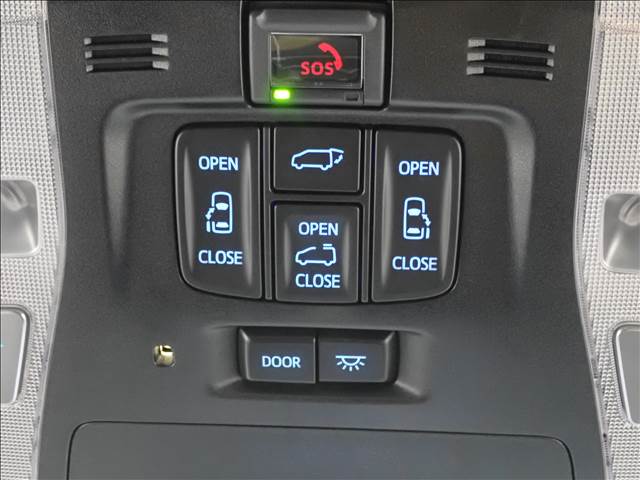 UZ0047997349_4_001.jpg