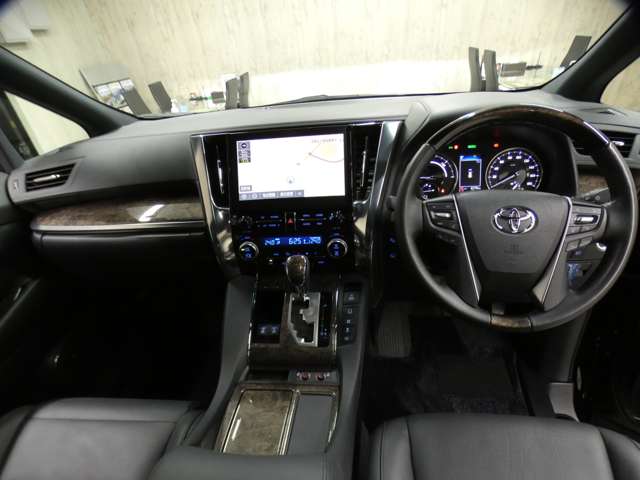 U00048529692_10_001.jpg