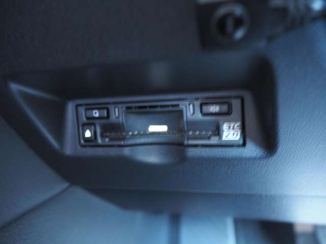 U00047860423_69_001.jpg