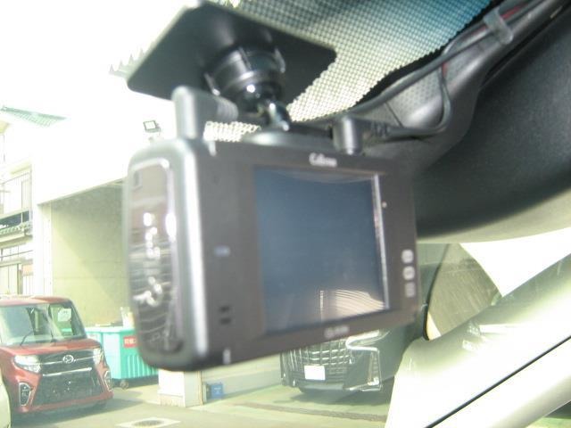 U00048483641_13_002.jpg
