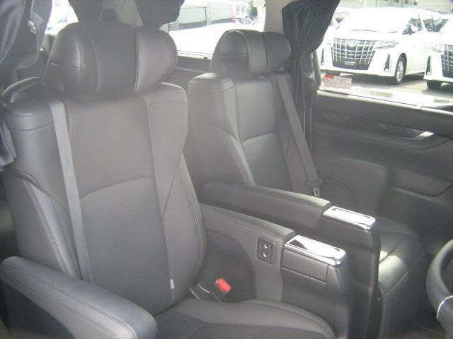 U00048483641_33_002.jpg