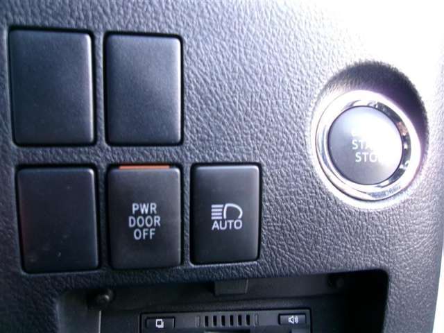U00047928136_33_003.jpg