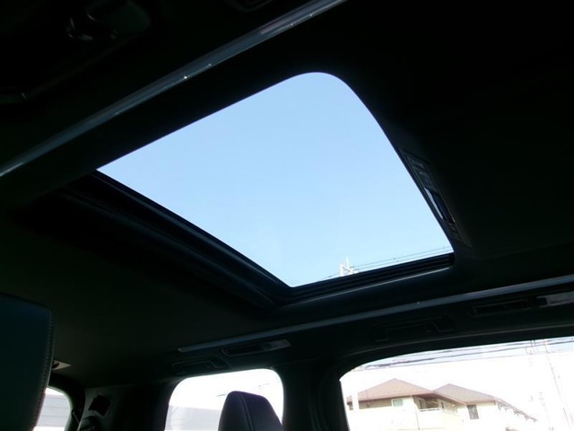 U00047928136_3_003.jpg